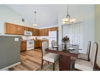 Photo #3: 1741902 Listing
