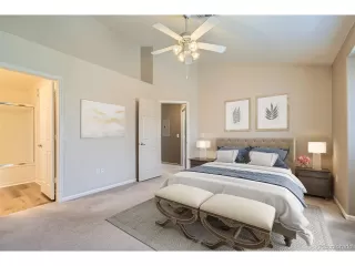 Photo #6: 1741902 Listing