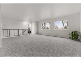 Photo #3: 1743857 Listing 