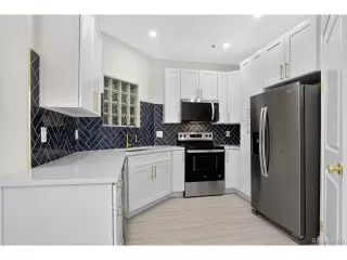 Photo #6: 1745424 Listing 