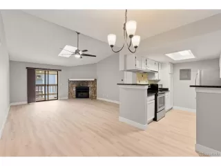 Photo #4: 1747261 Listing