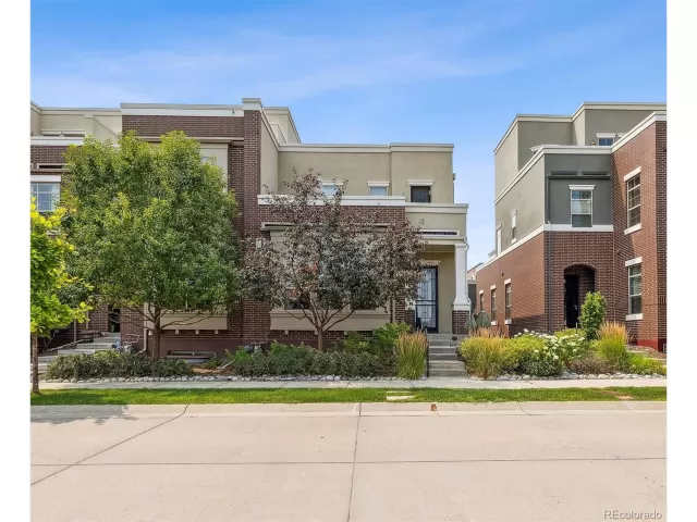 MLS: 1749664 Condo For Sale