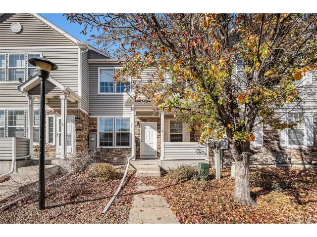 MLS: 1751030 Condo For Sale