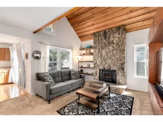 Photo #5: 1751545 Listing 