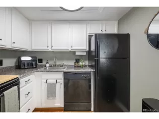 Photo #3: 1751990 Listing 