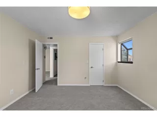 Photo #5: 1752115 Listing