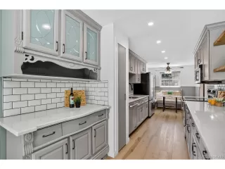 Photo #4: 1754871 Listing 