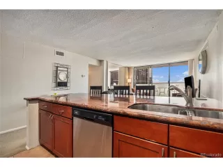 Photo #5: 1756198 Listing 