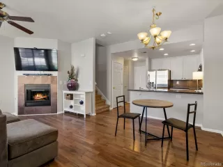 Photo #4: 1757920 Listing