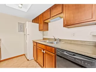 Photo #4: 1759080 Listing 