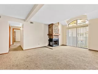 Photo #5: 1759080 Listing 