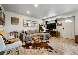 Photo #6: 1759158 Listing