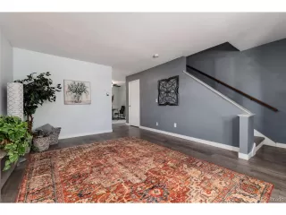 Photo #3: 1759924 Listing