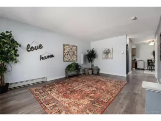 Photo #5: 1759924 Listing