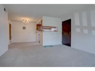 Photo #2: 1760217 Listing