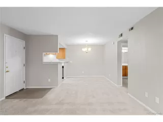 Photo #4: 1762949 Listing