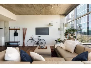 Photo #5: 1763280 Listing