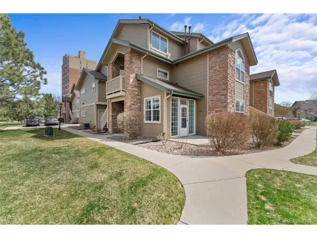 MLS: 1763684 Condo For Sale