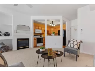 Photo #5: 1763684 Listing