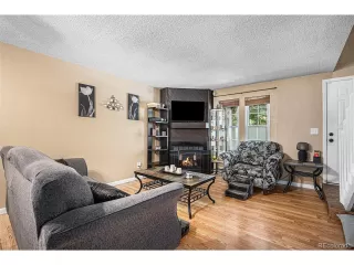 Photo #5: 1766338 Listing