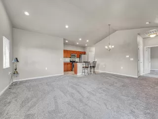 Photo #5: 1766959 Listing 