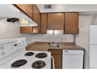 Photo #2: 1767116 Listing