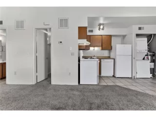 Photo #3: 1767116 Listing