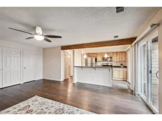 Photo #3: 1771938 Listing