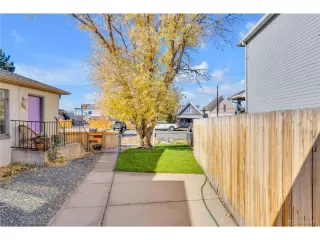 Photo #2: 1771992 Listing