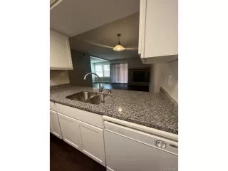 Photo #4: 1772942 Listing 