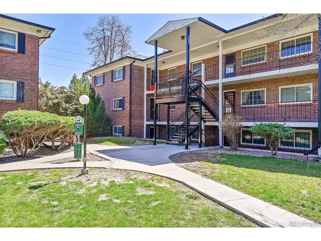 MLS: 1774276 Condo For Sale