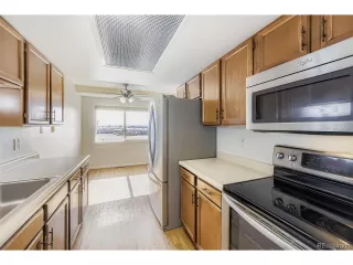 Photo #2: 1774788 Listing