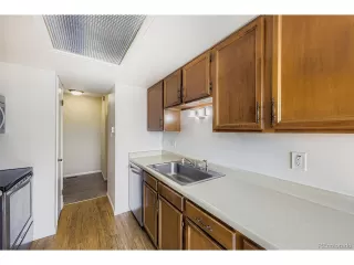 Photo #3: 1774788 Listing