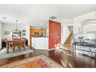 Photo #5: 1778069 Listing 