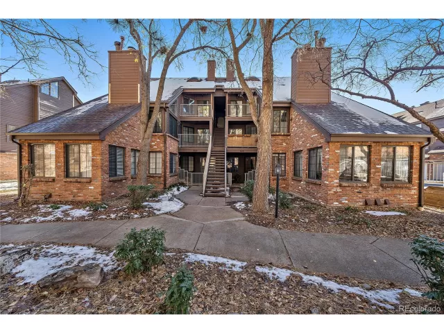 MLS: 1781342 Condo For Sale