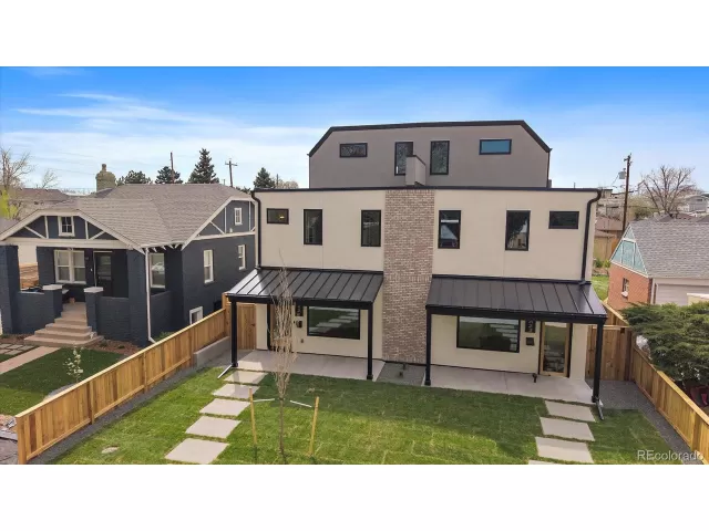 MLS: 1781582 Condo For Sale