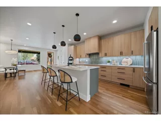 Photo #3: 1781582 Listing 