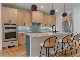 Photo #4: 1781582 Listing 