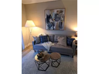 Photo #4: 1784265 Listing