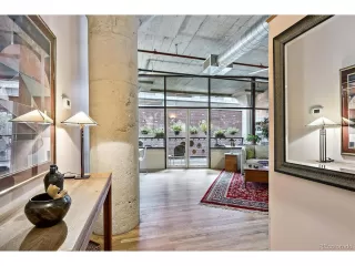 Photo #3: 1789386 Listing