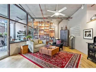 Photo #5: 1789386 Listing