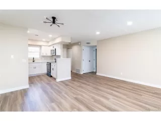 Photo #6: 1789922 Listing