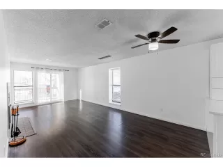 Photo #5: 1791945 Listing