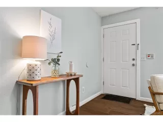 Photo #5: 1792473 Listing 