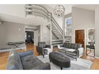 Photo #3: 1792925 Listing