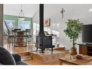 Photo #5: 1794665 Listing 