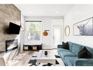 Photo #2: 1794711 Listing