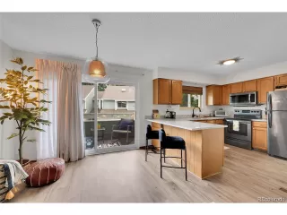 Photo #5: 1799152 Listing 