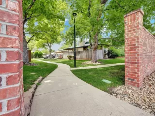 Photo #4: 1799273 Listing