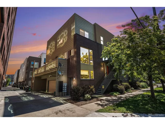 MLS: 1799324 Condo For Sale